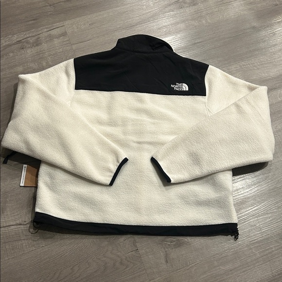 THE NORTH FACE | Women’s RETRO DENALI JACKET
WHITE DUNE - Picture 2 of 2